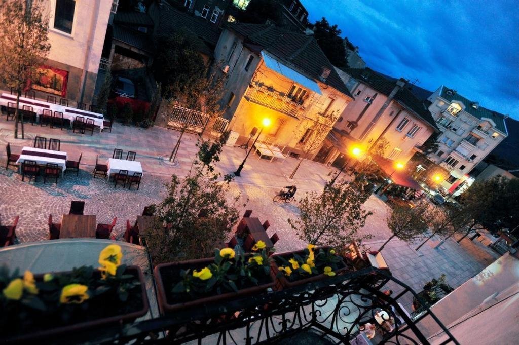 Hotel Room City Square With Great View No Parking Skopje Exteriör bild